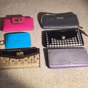 Moving sale.. lot of 4 wallets 1 change piece